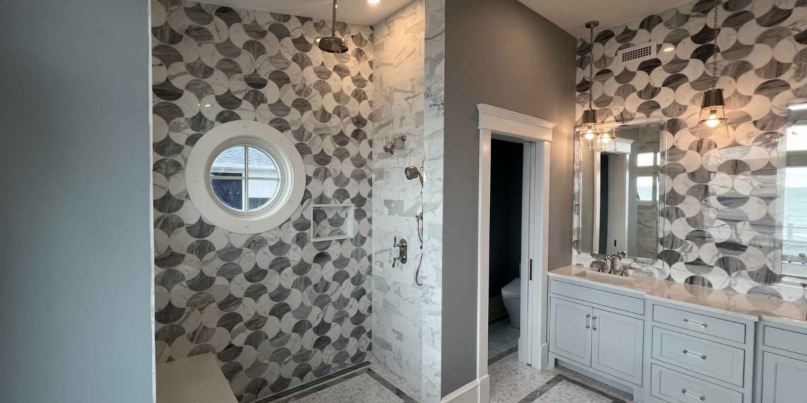 choosing the right bathroom tiles for modern Maryland bathroom remodels